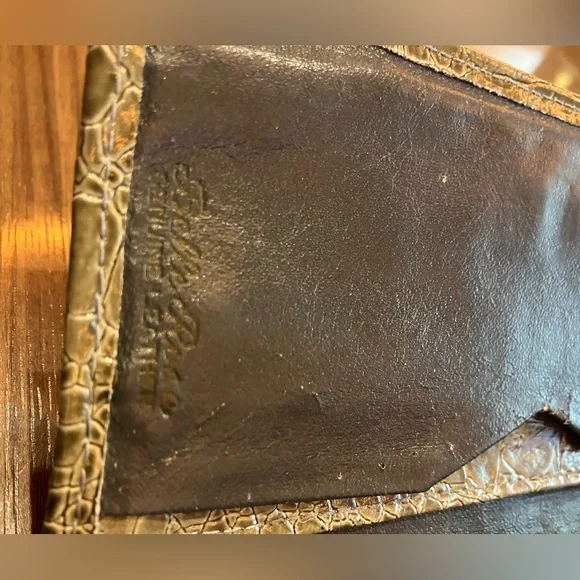 Elegant Crocodile-Embossed Clutch genuine leather - Picture 7 of 9